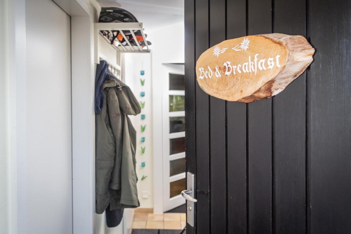 Bed and Breakfast Mybednbreakfast In Bottmingen Экстерьер фото